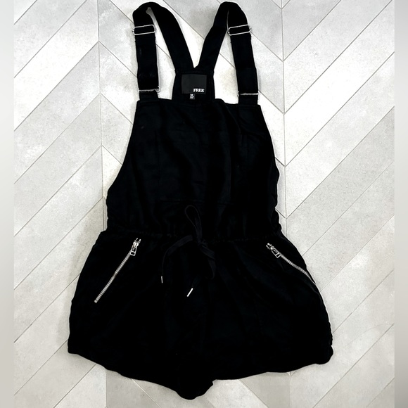 Wilfred Free • Short Overalls - Picture 1 of 5